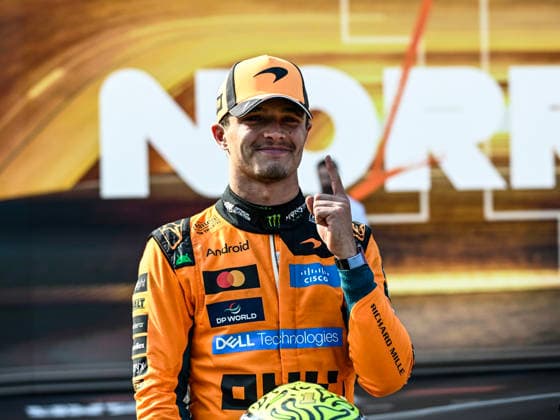 , 01 Lando Norris Of The Team Mclaren Mastercard F1 Team Mercedes Mcl40In Celebrating The Final Podium,During Fia Formula One World Championship, WM, Weltmeisterschaft Gp Formula 1 Hungarian Grand Prix 2026 26 Jun, Budapest Hungary (Photo by Luca Barsali DeFodi Images) - *** , 01 Lando Norris of the McLaren Mastercard F1 Team in a Mercedes MCL40, celebrating his final podium finish during the FIA Formula One World Championship, Formula 1 Hungarian Grand Prix 2026, June 26, Budapest, Hungary. Photo by Luca Barsali, DeFodi Images