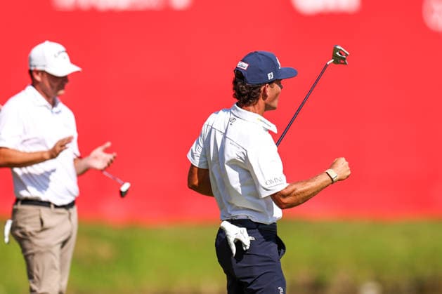Jackson Koivun of the United States celebrates after sinking his putt for the win during the final round of the 2026 3M Open at TPC Twin Cities on July 26, 2026 in Blaine, Minnesota. CSM Golf 2026: PGA, Golf Herren 3M Open: Final Round  - ZUMAc04_ 20260726_zma_c04_221 Copyright: xStevenxGarciax