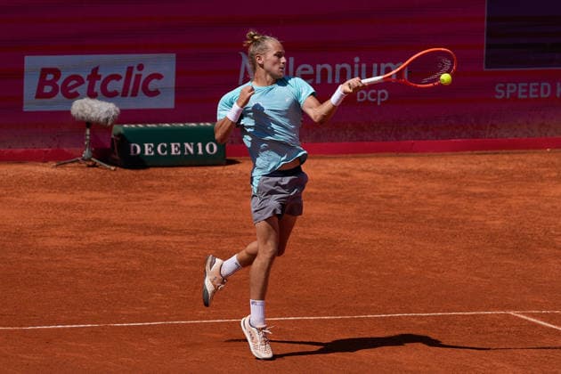 July 26, 2026, Estoril, Portugal: Rafael Matos plays during the doubles final of Millennium Estoril Open ATP, Tennis Herren Tour 250 tennis tournament at the Clube de Tenis do Estoril. Final score: Titouan Droguet Kyrian Jacquet 2:1 Orlando Luz Rafael Matos Estoril Portugal - ZUMAs197 20260726_aaa_s197_159 Copyright: xBrunoxdexCarvalhox