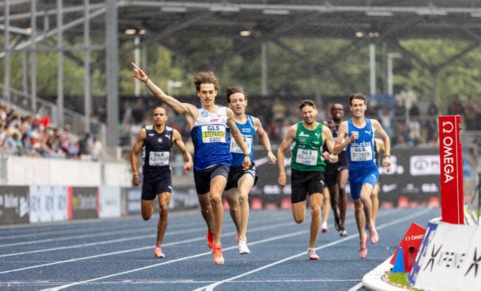 Deutsche Leichtathletik-Meisterschaften; Bochum-Wattenscheid, 26.07.2026 Zieljubel: Alexander Stepanov (VfL Sindelfingen) wird Deutscher Meister über 800m der Männer; Deutsche Leichtathletik-Meisterschaften am 26.07.2026 im Lohrheidestadion in Bochum-Wattenscheid (Nordrhein-Westfalen). *** German Track and Field Championships, Bochum-Wattenscheid, July 26, 2026: Alexander Stepanov of VfL Sindelfingen crosses the finish line in triumph to become the German champion in the men’s 800m. The German Track and Field Championships took place on July 26, 2026, at the Lohrheidestadion in Bochum-Wattenscheid, North Rhine-Westphalia. Copyright: xBEAUTIFULxSPORTS R.xSchmittx