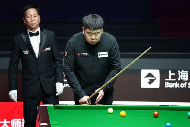SHANGHAI, CHINA - JULY 27: Tang Hewen of China reacts in the first round match against Chris Wakelin of England on day 1 of the Shanghai Masters 2026 at Luwan Gymnasium on July 27, 2026 in Shanghai, China.  Copyright: xTaixChengzhex 111656638067