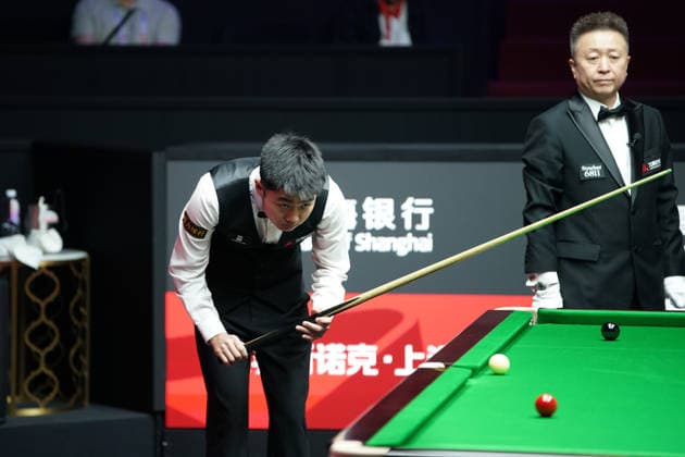 SHANGHAI, CHINA - JULY 27: Xu Jiarui of China reacts in the first round match against Xiao Guodong of China on day 1 of the Shanghai Masters 2026 at Luwan Gymnasium on July 27, 2026 in Shanghai, China.  Copyright: xTaixChengzhex 111656640129