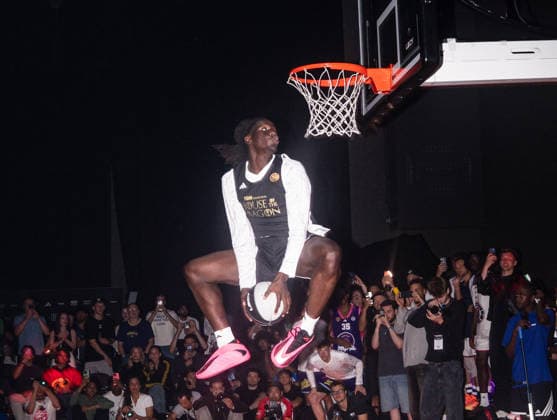 Dunk Contest 26.07.2026, LGCY, Basketball, Uber East Halle, Berlin *** Dunk Contest, July 26, 2026, LGCY, Basketball, Uber East Halle, Berlin Copyright: HMBxMedia xFinnxWeidmann
