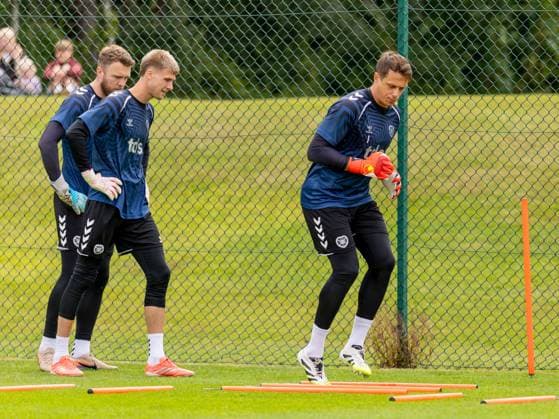 Alexander Schwolow of Hearts of Midlothian during Hearts training ahead of the clash with Sturm Graz Heart of Midlothian Training, Football, Oriam, Edinburgh, Scotland, UK - 27 Jul 2026Edinburgh Oriam Scotland United Kingdom EDITORIAL USE ONLY No use with unauthorised audio, video, data, fixture lists, club league logos or live services. Online in-match use limited to 120 images, no video emulation. No use in betting, games or single club league player publications.  Copyright: xAlanxRennie Shutterstockx 17015659cg