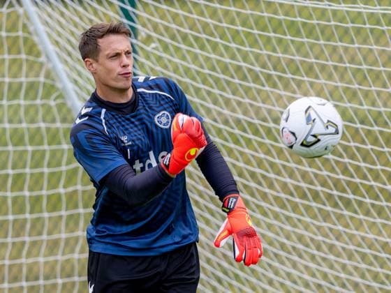 Alexander Schwolow of Hearts of Midlothian during Hearts training ahead of the clash with Sturm Graz Heart of Midlothian Training, Football, Oriam, Edinburgh, Scotland, UK - 27 Jul 2026Edinburgh Oriam Scotland United Kingdom EDITORIAL USE ONLY No use with unauthorised audio, video, data, fixture lists, club league logos or live services. Online in-match use limited to 120 images, no video emulation. No use in betting, games or single club league player publications.  Copyright: xAlanxRennie Shutterstockx 17015659ct