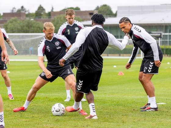 Stephen Kingsley of Heart of Midlothian during Hearts training ahead of the clash with Sturm Graz Heart of Midlothian Training, Football, Oriam, Edinburgh, Scotland, UK - 27 Jul 2026Edinburgh Oriam Scotland United Kingdom EDITORIAL USE ONLY No use with unauthorised audio, video, data, fixture lists, club league logos or live services. Online in-match use limited to 120 images, no video emulation. No use in betting, games or single club league player publications.  Copyright: xAlanxRennie Shutterstockx 17015659co