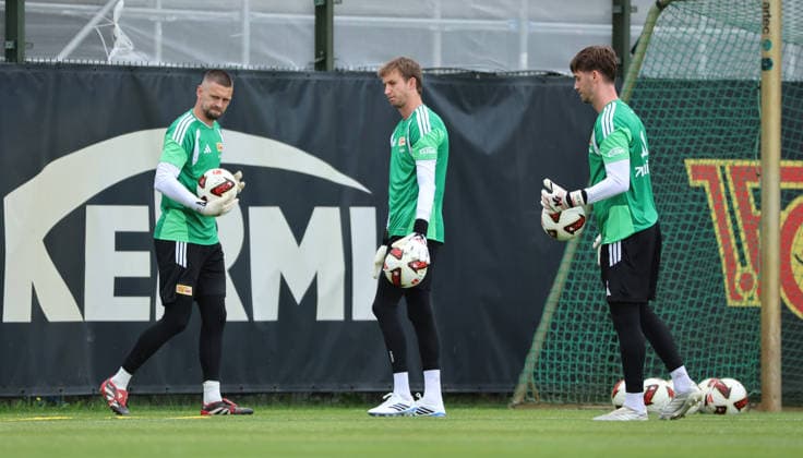 Torwart Philip Menzel, Torwart Frederik Rönnow, Torwart Carl Klaus Fußball Fussball Training Bundesliga Herren DFL Saison 2026 2027 27.07.2026 1.FC Union Berlin FCU DFL regulations prohibit any use of photographs as image sequences and or quasi-video. *** Goalkeeper Philip Menzel, Goalkeeper Frederik Rönnow, Goalkeeper Carl Klaus Sports Soccer Soccer Training Bundesliga Men s DFL Season 2026 2027 July 27, 2026 1. FC Union Berlin FCU DFL regulations prohibit any use of photographs as image sequences and or quasi-video
