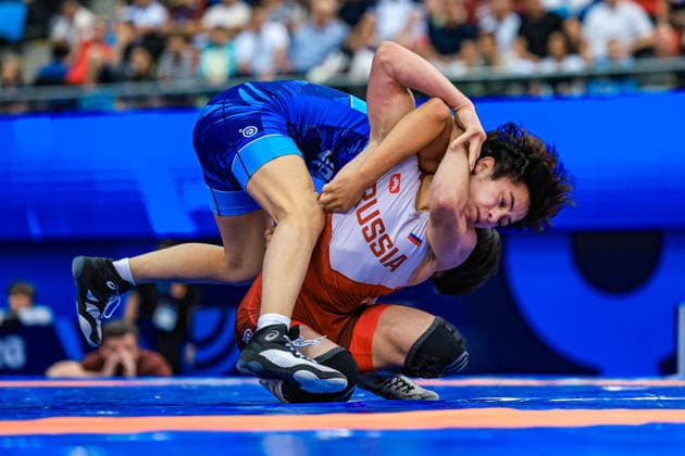 U17, U 17 Wrestling World Championships 55kg GR - Edem Paiziev (RUS) df. Hiroki Tazawa (JPN) *** U17 Wrestling World Championships, 55 kg Greco-Roman: Edem Paiziev (RUS) defeated Hiroki Tazawa (JPN) Copyright: xUnitedxWorldxWrestlingx xAmirrezx UWW-U17-WC-BAKU-2026
