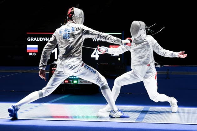CHINA, HONG KONG - JULY 27, 2026: Russia s Pavel Graudyn (L) and China s Wei Zhenhao compete in the men s individual sabre event at the 2026 Kerry Fencing World Championships 2026 Fencing World Championships In Hong Kong  - ZUMAt113 20260727_zaa_t113_253 Copyright: xMikhailxSinitsynx