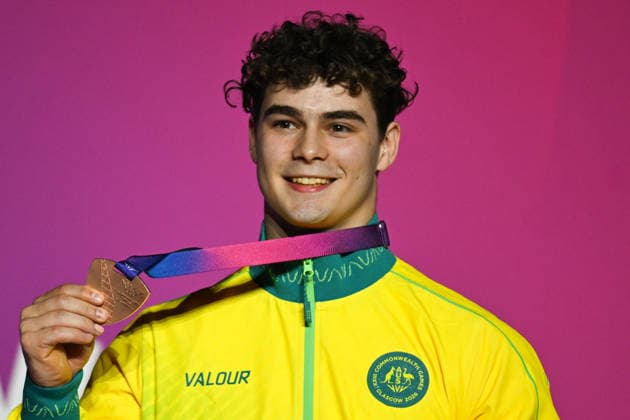 COM26 ARTISTIC GYMNASTICS, James Hardy of Australia on the podium after winning Bronze in the Artistic Gymnastics Men™s Floor Exercise Final during the Glasgow 2026 Commonwealth Games at the Glasgow International Arena in Glasgow, Scotland, Monday, July 27, 2026. ( NO ARCHIVING, EDITORIAL USE ONLY Glasgow Scotland United Kingdom  Copyright: xLUKASxCOCHx 20260727163926931102
