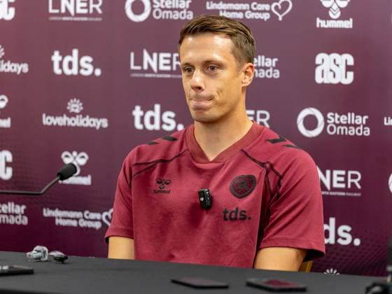 Alexander Schwolow of Hearts of Midlothian Speak to the press ahead of the clash with Sturm Graz Heart of Midlothian press conference, PK, Pressekonferenz ahead of their UEFA Champions League Qualifier, Football, Tynecastle Park, Edinburgh, Scotland, UK - 27 Jul 2026Edinburgh Oriam Scotland United Kingdom  Copyright: xAlanxRennie Shutterstockx 17015679x