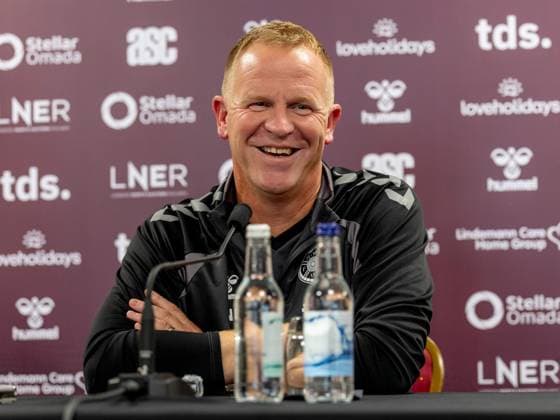 Heart of Midlothian manager Wouter Vrancken Speak to the press ahead of the clash with Sturm Graz Heart of Midlothian press conference, PK, Pressekonferenz ahead of their UEFA Champions League Qualifier, Football, Tynecastle Park, Edinburgh, Scotland, UK - 27 Jul 2026Edinburgh Oriam Scotland United Kingdom  Copyright: xAlanxRennie Shutterstockx 17015679l