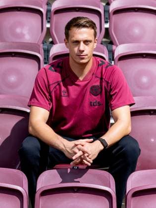 Alexander Schwolow of Hearts of Midlothian Speak to the press ahead of the clash with Sturm Graz Heart of Midlothian press conference, PK, Pressekonferenz ahead of their UEFA Champions League Qualifier, Football, Tynecastle Park, Edinburgh, Scotland, UK - 27 Jul 2026Edinburgh Oriam Scotland United Kingdom  Copyright: xAlanxRennie Shutterstockx 17015679as
