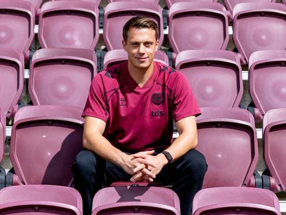 Alexander Schwolow of Hearts of Midlothian Speak to the press ahead of the clash with Sturm Graz Heart of Midlothian press conference, PK, Pressekonferenz ahead of their UEFA Champions League Qualifier, Football, Tynecastle Park, Edinburgh, Scotland, UK - 27 Jul 2026Edinburgh Oriam Scotland United Kingdom  Copyright: xAlanxRennie Shutterstockx 17015679ar