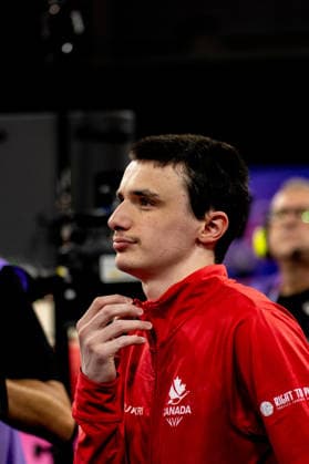 GLASGOW, SCOTLAND - JULY 27: Jordan CARROLL of Canada celebrates his Gold Medal in the Men’s Pommel Horse Final at The Arena, Glasgow on July 27, 2026 in Glasgow, Scotland. (Photo by Claire Jeffrey Sports Press Photo)  Copyright: xClairexJeffreyx xSPPx Sportspressphoto_SPR197879