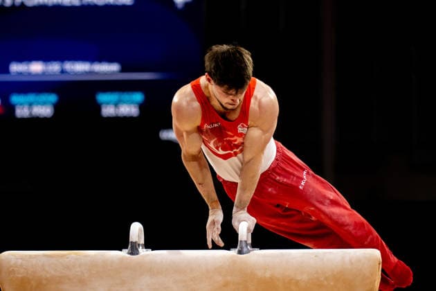 GLASGOW, SCOTLAND - JULY 27: Adam TOBIN of England competes in the Men’s Pommel Horse Final at The Arena, Glasgow on July 27, 2026 in Glasgow, Scotland. (Photo by Claire Jeffrey Sports Press Photo)  Copyright: xClairexJeffreyx xSPPx Sportspressphoto_SPR197893