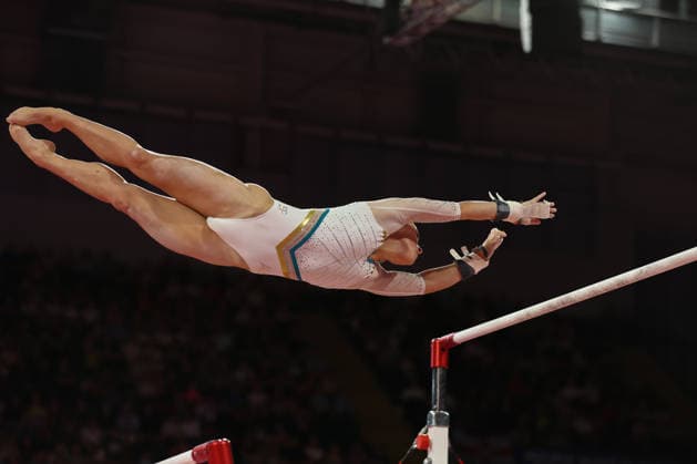 July 27, 2026, Glasgow, Scotland, Great Britain: KATE McDONALD of Australia in the Artistic Gymnastics Women s Uneven Bars Final of the Commonwealth Games Glasgow 2026 at the Tollcross International Swimming Centre in Glasgow, Scotland. Glasgow Great Britain - ZUMAc179 20260727_zep_c179_018 Copyright: xMickaelxChavetx