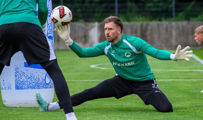 27.07.2026 - Fussball - 2. Bundesliga - Saison 2026 2027 - SpVgg Greuther Fürth Fuerth ( Kleeblatt ) - Training - - xwoxzix - Pelle Boevink (26, SpVgg Greuther Fürth ) *** July 27, 2026 Soccer 2. Bundesliga 2026–2027 Season SpVgg Greuther Fürth Fürth Kleeblatt Training xwoxzix Pelle Boevink, 26, SpVgg Greuther Fürth