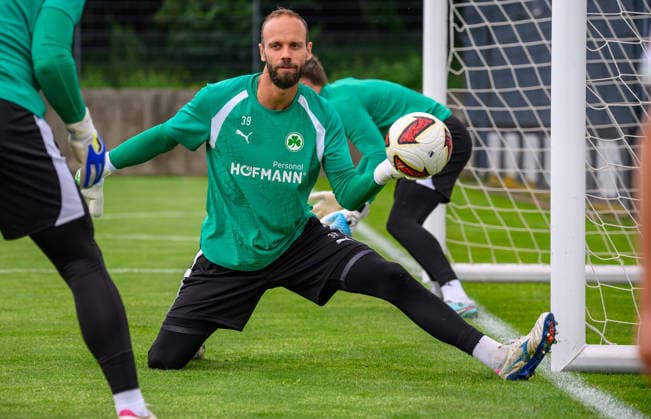 27.07.2026 - Fussball - 2. Bundesliga - Saison 2026 2027 - SpVgg Greuther Fürth Fuerth ( Kleeblatt ) - Training - - xwoxzix - Christian Ortag (39, SpVgg Greuther Fürth ) *** July 27, 2026 Soccer 2. Bundesliga 2026–2027 Season SpVgg Greuther Fürth Fürth Kleeblatt Training xwoxzix Christian Ortag 39, SpVgg Greuther Fürth