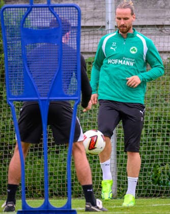 27.07.2026 - Fussball - 2. Bundesliga - Saison 2026 2027 - SpVgg Greuther Fürth Fuerth ( Kleeblatt ) - Training - - xwoxzix - Jannis Heuer (22, SpVgg Greuther Fürth ) *** July 27, 2026 Soccer 2. Bundesliga 2026–2027 Season SpVgg Greuther Fürth Fürth Kleeblatt Training xwoxzix Jannis Heuer, 22, SpVgg Greuther Fürth