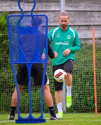 27.07.2026 - Fussball - 2. Bundesliga - Saison 2026 2027 - SpVgg Greuther Fürth Fuerth ( Kleeblatt ) - Training - - xwoxzix - Jannis Heuer (22, SpVgg Greuther Fürth ) *** July 27, 2026 Soccer 2. Bundesliga 2026–2027 Season SpVgg Greuther Fürth Fürth Kleeblatt Training xwoxzix Jannis Heuer, 22, SpVgg Greuther Fürth