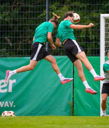 27.07.2026 - Fussball - 2. Bundesliga - Saison 2026 2027 - SpVgg Greuther Fürth Fuerth ( Kleeblatt ) - Training - - xwoxzix - Mika Wallentowitz ( SpVgg Greuther Fürth ) Maxim Dal (5, SpVgg Greuther Fürth , rechts ) *** July 27, 2026 Soccer 2. Bundesliga 2026–2027 Season SpVgg Greuther Fürth Fürth Kleeblatt Training xwoxzix Mika Wallentowitz SpVgg Greuther Fürth Maxim Dal 5, SpVgg Greuther Fürth, right
