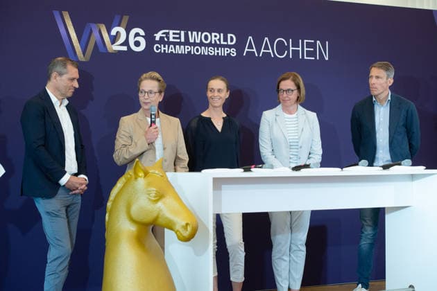Talkrunde, v.l. Michael MRONZ, Geschaeftsfuehrer der Aachener Reitturnier GmbH, Isabell WERTH, Dressurreiterin, Regine MISPELKAMP, Para-Dressurreiterin, Birgit ROSENBERG, Vorstandsmitglied des Aachen-Laurensberger Rennverein e.V. (ALRV), Henrik VON ECKERMANN, Springreiter, Pressekonferenz vor den FEI World Championships 2026 in Aachen, Weltmeisterschaft, Reiten, Reitsport, in der NRW Staatskanzlei in Duesseldorf, 27.07.2026 Â *** Panel discussion, from left: Michael MRONZ, Managing Director of Aachener Reitturnier GmbH; Isabell WERTH, dressage rider; Regine MISPELKAMP, para-dressage rider; Birgit ROSENBERG, board member of the Aachen Laurensberger Rennverein e.V. (ALRV); Henrik VON ECKERMANN, show jumper; press conference ahead of the 2026 FEI World Championships in Aachen; World Championships; equestrian sports; at the State Chancellery of North Rhine-Westphalia in Düsseldorf, July 27, 2026 Â