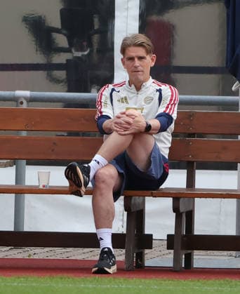 27.07.2026, FC Bayern Muenchen, Trainingslager am Tegernsee , Fussball, im Bild: Sportdirektor Christoph Freund (FC Bayern Muenchen) *** July 27, 2026, FC Bayern Munich, training camp at Lake Tegernsee, soccer, sports, pictured: Sports Director Christoph Freund, FC Bayern Munich