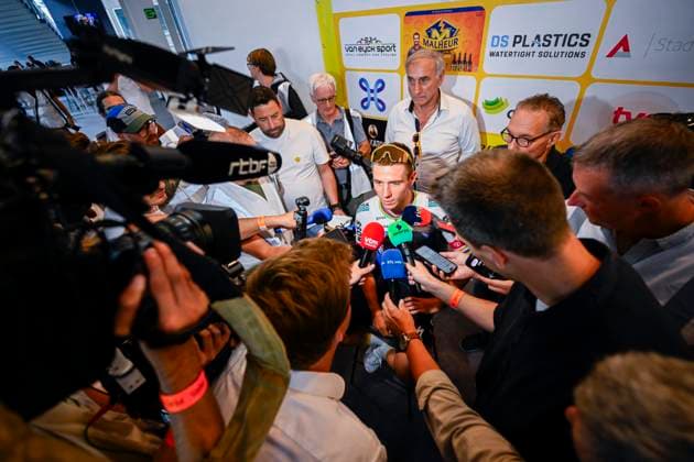 Na-Tourcriterium Aalst - 27 07 2026 AALST, BELGIUM - JULY 27 : Evenepoel Remco (BEL) of Red Bull BORA Hansgrohe during a press conference, PK, Pressekonferenz during the 89th edition of the post Tour de France criterium of Aalst cycling race on July 27, 2026 in Aalst, Belgium, 27 07 2026 Aalst Belgium  Copyright: xTomasxSiskx