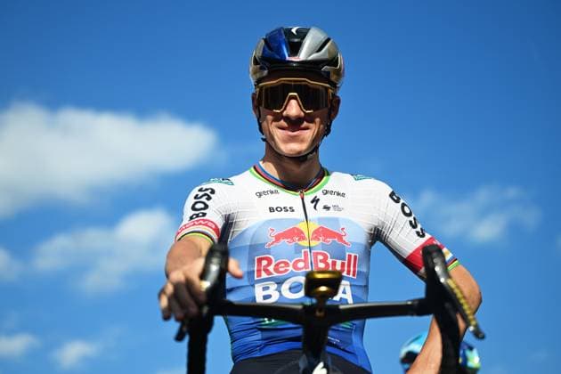 Belgian Remco Evenepoel of Red Bull-BORA-hansgrohe pictured at the start of the Natourcriterium Aalst cycling event, Monday 27 July 2026, in Aalst. The traditional criteriums are local showcases for which mainly cyclists who rode the Tour de France are invited. ELIASxROM  x182176595x