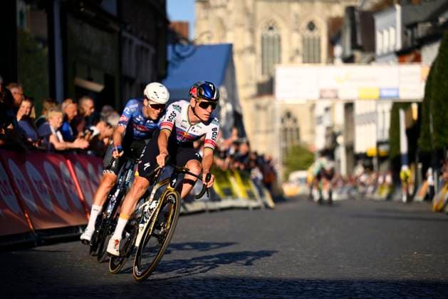 Na-Tourcriterium Aalst - 27 07 2026 AALST, BELGIUM - JULY 27 : Evenepoel Remco (BEL) of Red Bull BORA Hansgrohe in action during the 89th edition of the post Tour de France criterium of Aalst cycling race on July 27, 2026 in Aalst, Belgium, 27 07 2026 Aalst Belgium  Copyright: xTomasxSiskx