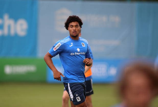 Fussball, Herren, Regionalliga Bayern, Saison 2026 2027, TSV 1860 München, Training Arian Ortivero Calderon (TSV 1860 München) Kopf, Oberkörper *** Soccer, Men s, Bavarian Regional League, 2026–2027 Season, TSV 1860 Munich, Training: Arian Ortivero Calderon, TSV 1860 Munich, Head, Upper Body