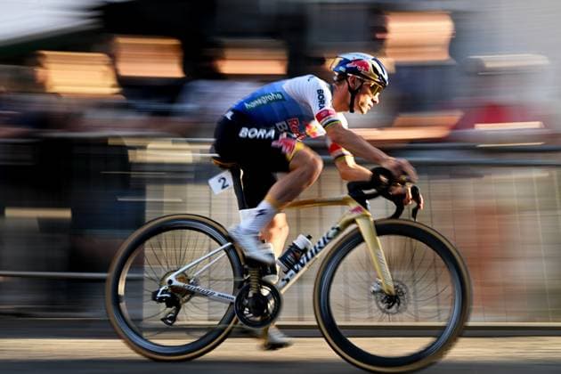 Belgian Remco Evenepoel of Red Bull-BORA-hansgrohe pictured in action during the Natourcriterium Aalst cycling event, Monday 27 July 2026, in Aalst. The traditional criteriums are local showcases for which mainly cyclists who rode the Tour de France are invited. ELIASxROM  x182184500x