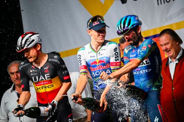 Na-Tourcriterium Aalst - 27 07 2026 AALST, BELGIUM - JULY 27 : Evenepoel Remco (BEL) of Red Bull BORA Hansgrohe, Herregodts Rune (BEL) of UAE Team Emirates XRG, Paret-Peintre Valentin (FRA) of Soudal Quick Step on the podium during the 89th edition of the post Tour de France criterium of Aalst cycling race on July 27, 2026 in Aalst, Belgium, 27 07 2026 Aalst Belgium  Copyright: xTomasxSiskx