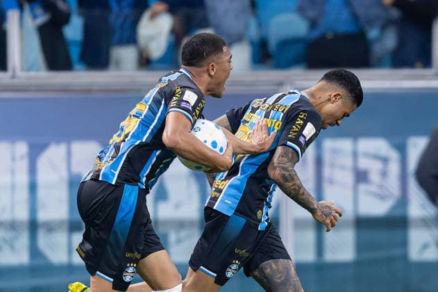 RECORD DATE NOT STATED 26th July 2026, Arena do Gremio Stadium, Porto Alegre, Brazil; Serie A Football; Gremio versus Fluminense; Diego Caito of Gremio celebrates after scoring the first goal of his team with Carlos Vin& xed;cius RichardxDucker DiaEsportivo