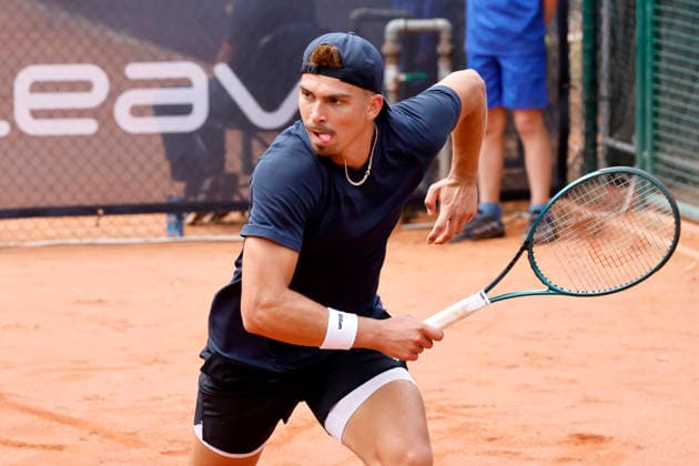 Tennisspieler Marko Topo (GER) in der Qualifikationsrunde bei den Bonn Open 2026 (auch: ATP, Tennis Herren Challenger Bonn). Die Bonn Open sind Teil der ATP Challenger Tour und werden im Freien auf Sand ausgetragen. Bonn, 27.07.2026 NRW Deutschland *** Tennis player Marko Topo (GER) in the qualifying round at the 2026 Bonn Open, also known as the ATP Challenger Bonn. The Bonn Open is part of the ATP Challenger Tour and is played outdoors on clay. Bonn, July 27, 2026, North Rhine-Westphalia, Germany Copyright: xChristophxHardtx