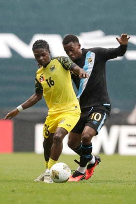 CONCACAF U-20 Championship: Antigua and Barbuda vs. Guatemala Sedique Adams (L) of Antigua and Barbuda battles for the ball with Marvin Avila (R) of Guatemala during a CONCACAF U-20 Championship match between Antigua and Barbuda and Guatemala, played at the Estadio Universitario in Puebla, Mexico, 27 July 2026. Puebla Mexico  Copyright: xHildaxRiosx