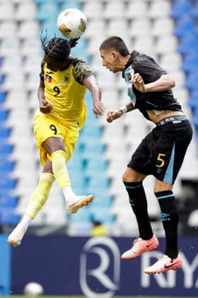 CONCACAF U-20 Championship: Antigua and Barbuda vs. Guatemala Blake Philogene (L) of Antigua and Barbuda battles for the ball with Paolo Arreaga (R) of Guatemala during a CONCACAF U-20 Championship match between Antigua and Barbuda and Guatemala, played at the Estadio Universitario in Puebla, Mexico, 27 July 2026. Puebla Mexico  Copyright: xHildaxRiosx