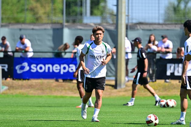 28.07.2026; Moenchengladbach; Fussball, Herren, Saison 2026 2027, Training Borussia Moenchengladbach Zento Uno (Gladbach) erstmals auf dem Trainingsplatz DFL regulations prohibit any use of photographs as image sequences and or quasi-video. ista-Borussia-Park NRW Deutschland *** July 28, 2026, Mönchengladbach Soccer, Men s, 2026–2027 Season, Borussia Mönchengladbach Training: Zento Uno Gladbach Takes to the Training Field for the First Time. DFL regulations prohibit any use of photographs as image sequences and or quasi-video. Borussia Park, NRW, Germany