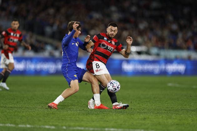 SOCCER CHELSEA WANDERERS, Oscar Morrison of the Wanderers controls the ball during the Sydney Super Cup match between Chelsea FC and the Western Sydney Wanderers FC at Accor Stadium in Sydney, Tuesday, July 28, 2026. ( NO ARCHIVING, EDITORIAL USE ONLY SYDNEY NEW SOUTH WALES AUSTRALIA  Copyright: xMARKxEVANSx 20260728153461788850