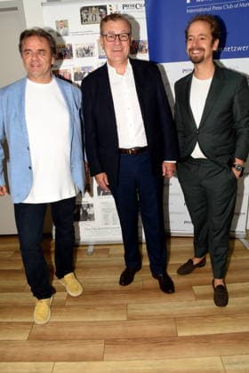 Manfred Otzelberger Moderator Bayern-Boss Jan-Christian Dreesen David Pierce Brill Moderator Muenchen 28.07.2026 Presseclub Muenchen Eigenveranstaltung: Die WM ist vorbei der FC Bayern startet wieder! Bayern-Boss Jan-Christian Dreesen vor Saisonbeginn im Gespräch üueer dauerhaften finanziellen und sportlichen Erfolg *** Manfred Otzelberger, Host; Bayern CEO Jan Christian Dreesen; David Pierce Brill, Host; Munich, July 28, 2026; Munich Press Club; In-house event; The World Cup is over; FC Bayern is back in action; Bayern CEO Jan Christian Dreesen discusses sustained financial and sporting success ahead of the start of the season