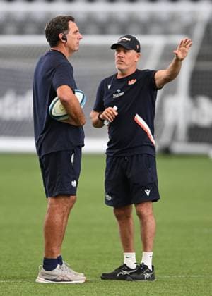 The Oriam, Edinburgh. New Attack Coach Tim Sampson with Edinburgh Rugby Defence Coach Brad Davis Edinburgh Rugby Training and press conference, PK, Pressekonferenz Rugby Union, Hive Stadium, Edinburgh, Scotland, UK - 28 Jul 2026Edinburgh Hive Stadium United Kingdom  Copyright: xNeilxHanna Shutterstockx 17017414w
