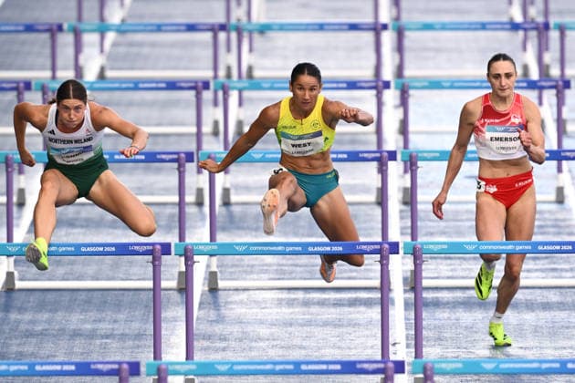 COM26 ATHLETICS, Tori West of Australia (centre) competes in the Women s Heptathlon 100m Hurdles during the Glasgow 2026 Commonwealth Games at Scotstoun Stadium in Glasgow, Scotland, Tuesday, July 28, 2026. ( NO ARCHIVING, EDITORIAL USE ONLY Glasgow United Kingdom  Copyright: xJOELxCARRETTx 20260728125756265417