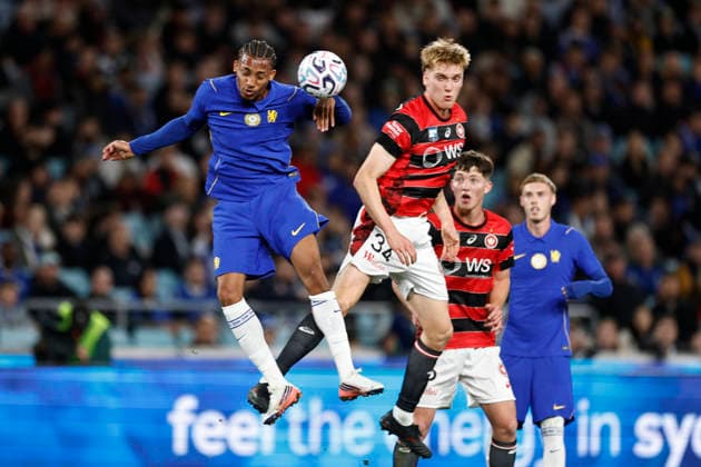 SOCCER CHELSEA WANDERERS, Joao Pedro of Chelsea and Ricky Fransen of the Wanderers competes for the ball during of the Sydney Super Cup match between Chelsea FC and the Western Sydney Wanderers FC at Accor Stadium in Sydney, Tuesday, July 28, 2026. ( NO ARCHIVING, EDITORIAL USE ONLY SYDNEY NEW SOUTH WALES AUSTRALIA  Copyright: xMARKxEVANSx 20260728113295375276