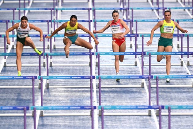 COM26 ATHLETICS, Mia Scerri (right) and Tori West (2nd left) of Australia compete in the Women s Heptathlon 100m Hurdles during the Glasgow 2026 Commonwealth Games at Scotstoun Stadium in Glasgow, Scotland, Tuesday, July 28, 2026. ( NO ARCHIVING, EDITORIAL USE ONLY Glasgow United Kingdom  Copyright: xJOELxCARRETTx 20260728185197890589