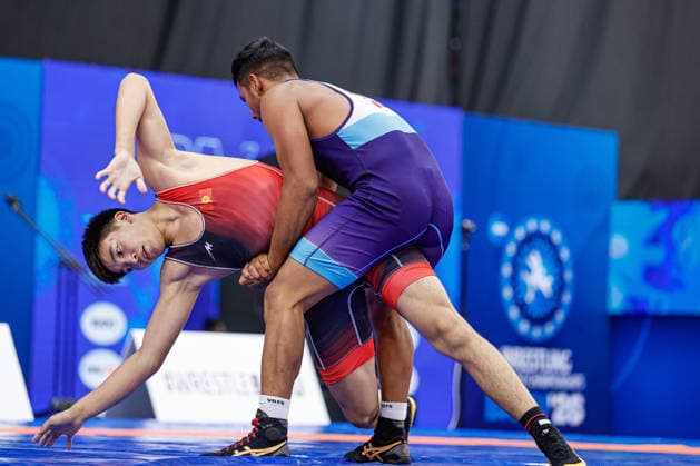 U17, U 17 Wrestling World Championships 71kg GR - Baiel Bakytbekovich Nuraliev (KGZ) df. Parnam Singh (IND) *** U17 Wrestling World Championships, 71 kg, Greco-Roman: Baiel Bakytbekovich Nuraliev (KZ) def. Parnam Singh (IND) Copyright: xKostadinxAndonovx UWW-U17-WC-BAKU-2026