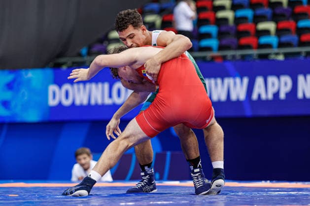 U17, U 17 Wrestling World Championships 71kg GR - Bogdan Talmaci (MDA) df. Houdaifa Boutarfaya (ALG) *** U17 Wrestling World Championships, 71 kg Greco-Roman: Bogdan Talmaci (MDA) def. Houdaifa Boutarfaya (ALG) Copyright: xKostadinxAndonovx UWW-U17-WC-BAKU-2026