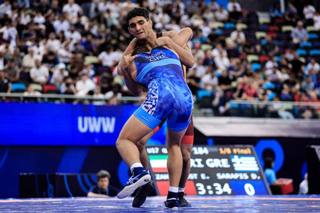 U17, U 17 Wrestling World Championships 71kg GR - Esmaeil Ebrahim Zaherdoust (IRI) df. Dimitrios Sarapis (GRE) *** U17 Wrestling World Championships, 71 kg Greco-Roman: Esmaeil Ebrahim Zaherdoust (IRI) def. Dimitrios Sarapis (GRE) Copyright: xKostadinxAndonovx UWW-U17-WC-BAKU-2026
