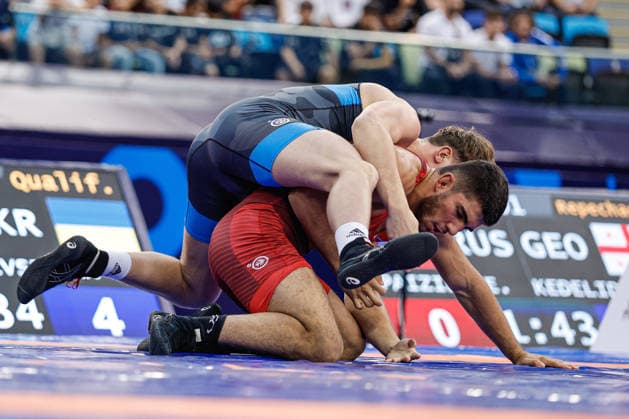 U17, U 17 Wrestling World Championships 92kg GR - Hlib Yevsieiev (UKR) df. Zohrab Safarov (AZE) *** U17 Wrestling World Championships, 92 kg Greco-Roman: Yevsieiev (UKR) defeated Safarov (AZE) by fall Copyright: xKostadinxAndonovx UWW-U17-WC-BAKU-2026