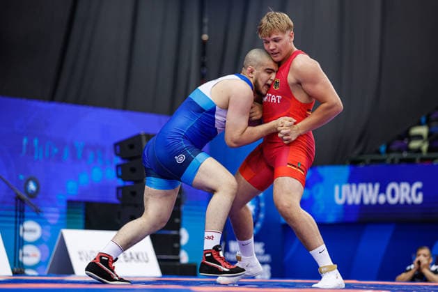 U17, U 17 Wrestling World Championships 92kg GR - Sascha Schwab (GER) df. Aslan Kardanov (RUS) *** U17 Wrestling World Championships, 92 kg, Greco-Roman: Sascha Schwab (GER) def. Aslan Kardanov (RUS) Copyright: xKostadinxAndonovx UWW-U17-WC-BAKU-2026